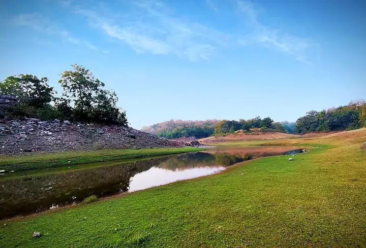 Lake Valley — Bakor nature experience